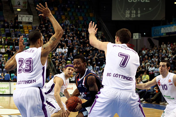 更为日本队 更为日本队