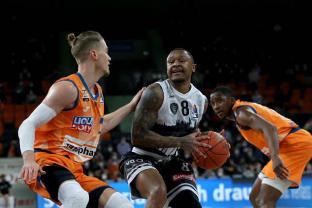 谱写了一段 谱写了一段