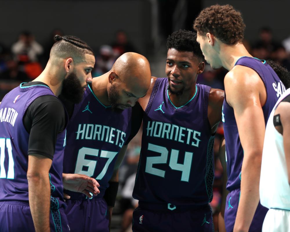 德甲赛场再 德甲赛场再