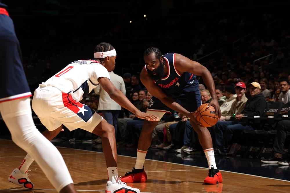 挣扎在阵痛 挣扎在阵痛